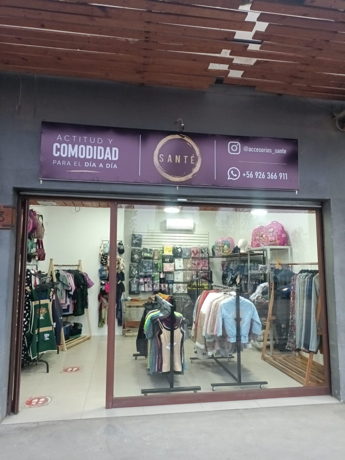 Taller de confección y trabajo artesanal